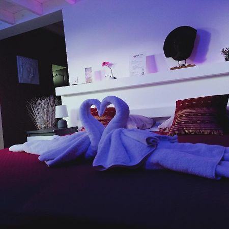 Mas La Farelle Chambre D'Hote,Fitness & Salle De Jeux Gratuite & Spa En Supplement Nimes Luaran gambar