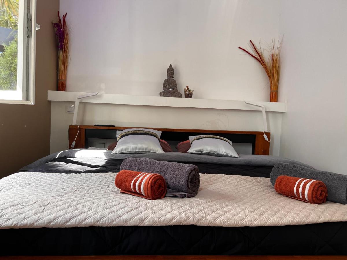 Mas La Farelle Chambre D'Hote,Fitness & Salle De Jeux Gratuite & Spa En Supplement Nimes Luaran gambar