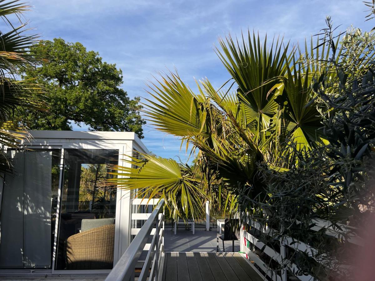 Mas La Farelle Chambre D'Hote,Fitness & Salle De Jeux Gratuite & Spa En Supplement Nimes Luaran gambar